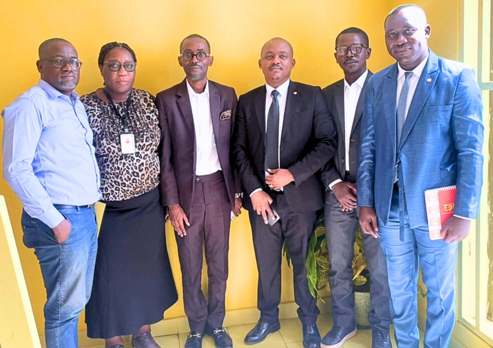 Visite l'Association Gabonaise des Usagers de Banque (AGUB)