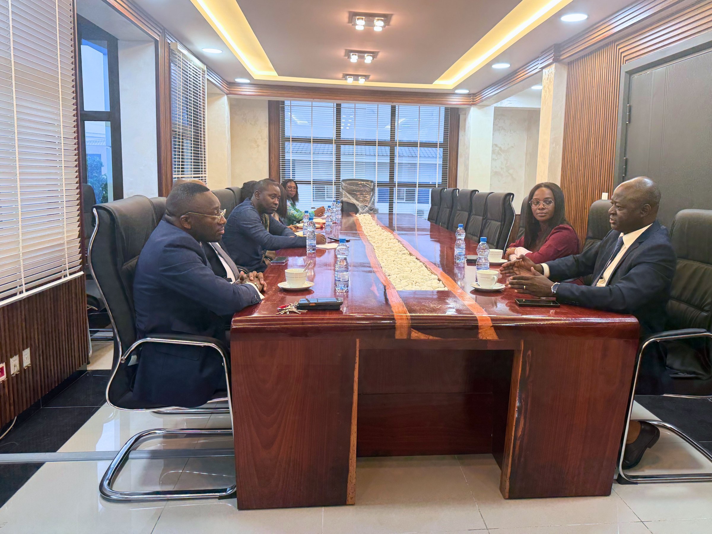 Renforcement du partenariat RSE : notre institution et COMILOG unissent leurs engagements pour un développement durable et inclusif
